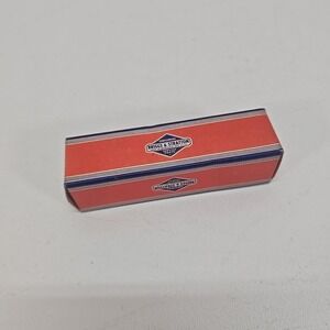 Briggs and Stratton 93374 Screw for Air‎ Cleaner OEM NOS